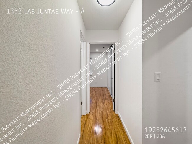 Building Photo - 1352 Las Juntas Way