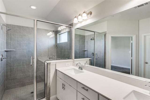 Building Photo - 515 Sequoia St