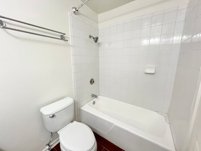 Building Photo - Stunning Marina Pacifica Residence with Resort Amenities