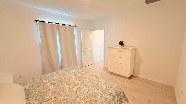 Building Photo - 5154 Armina Pl