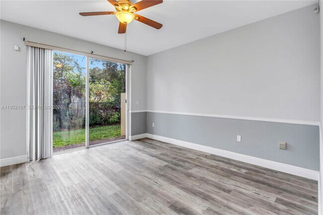 Building Photo - 2540 SW 85th Terrace