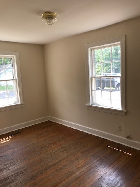 Dining Room - 1105 N Church St