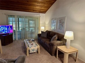 Building Photo - 9391 Lennex Ln