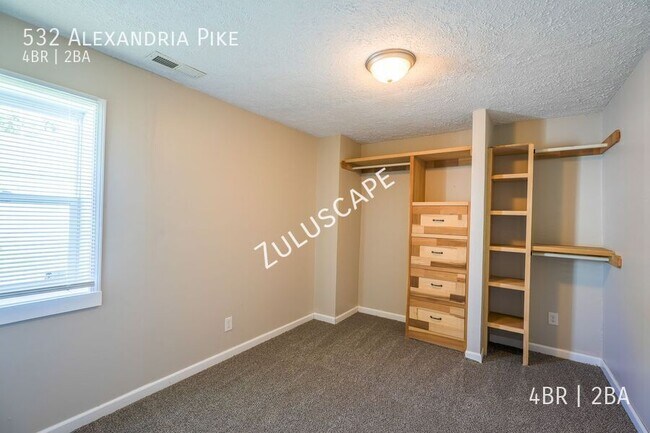 Building Photo - 532 Alexandria Pike