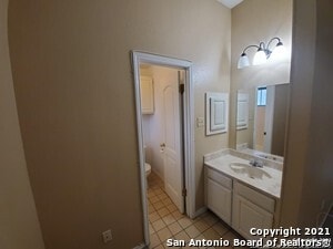 Building Photo - 2501 Cedar Ln