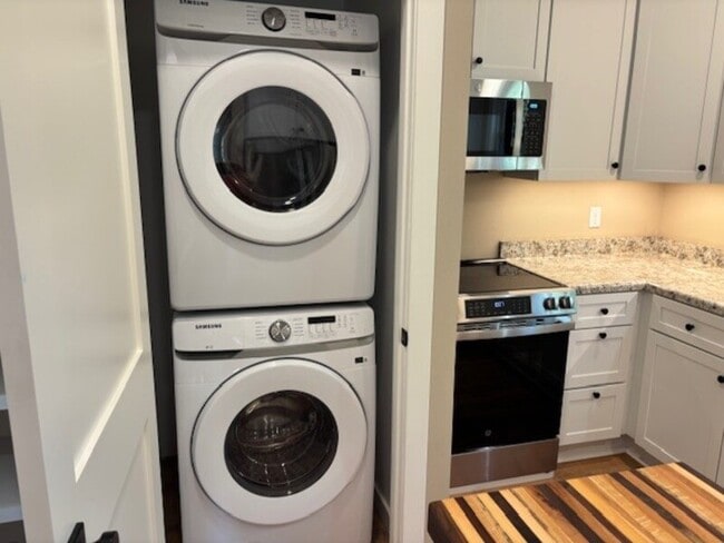 Building Photo - W4356 County Rd N