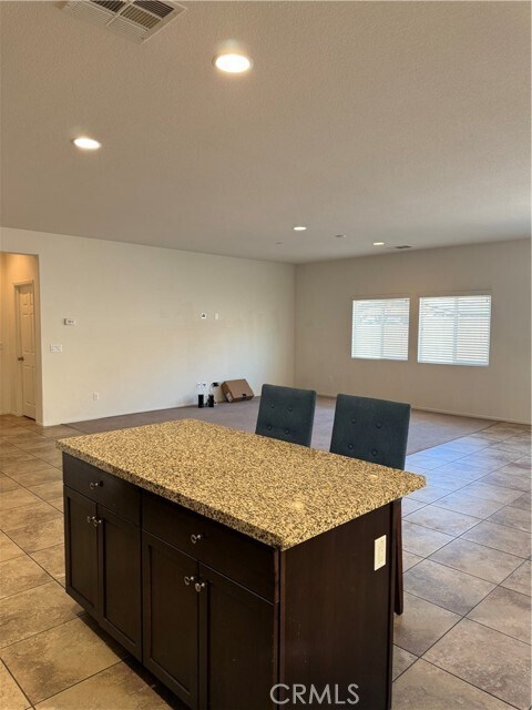 Building Photo - 6840 Sunsight Wy