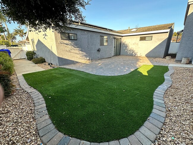 Building Photo - Wonderful 4 Bedroom House Coming Available!