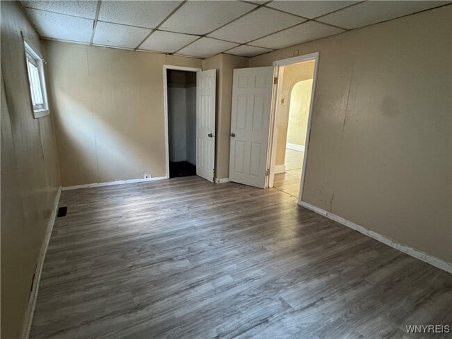 Building Photo - 540 Willett St