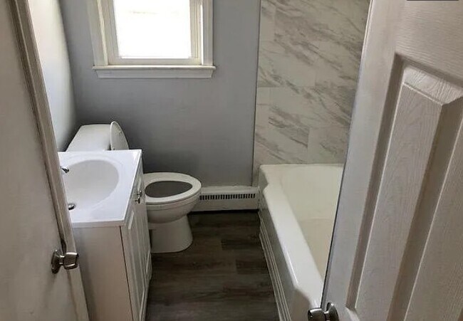 Building Photo - 27 Campbell Dr