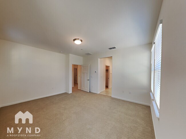 Building Photo - 2172 Brave Hawk Loop