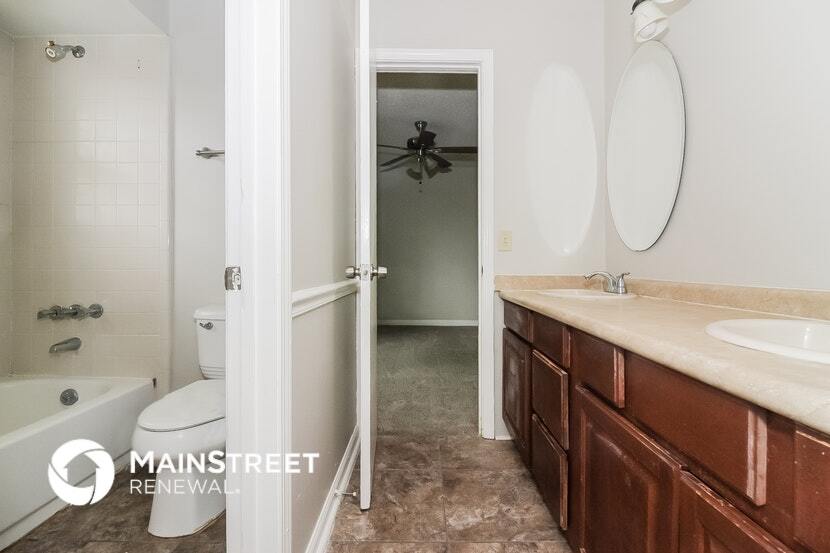 Building Photo - 6986 Oakland Chase