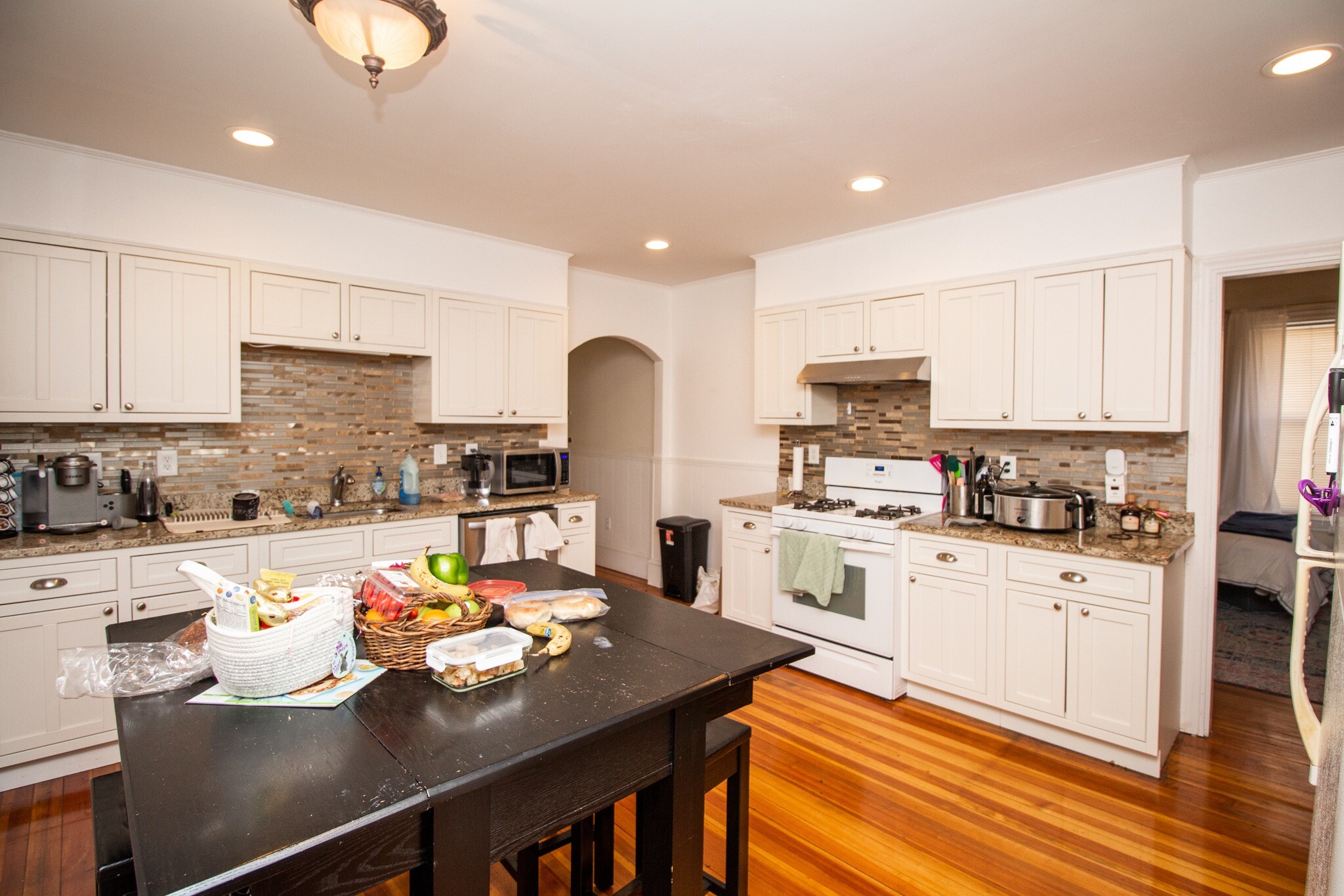 Building Photo - 66 Chestnut St