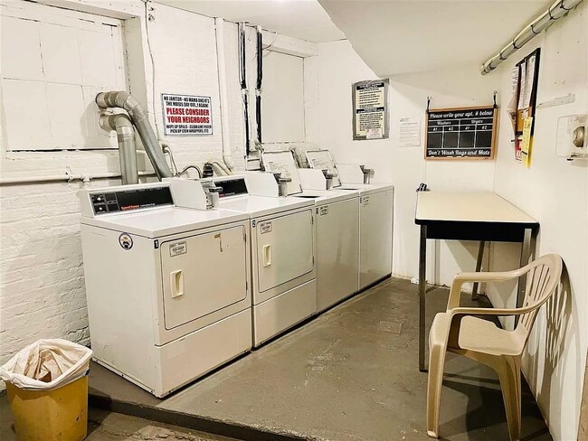 Building Photo - 139 Prospect St