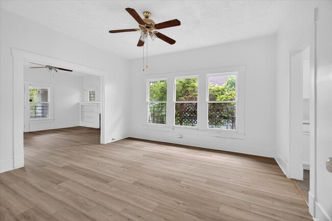 Building Photo - 1607 Holman St