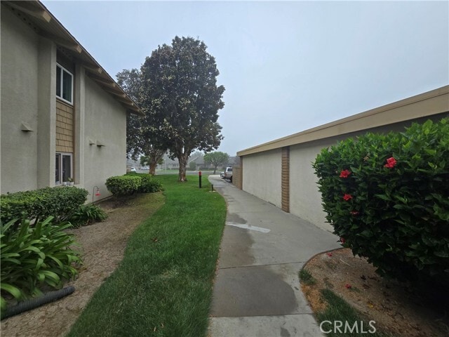 Building Photo - 8933 Biscayne Ct