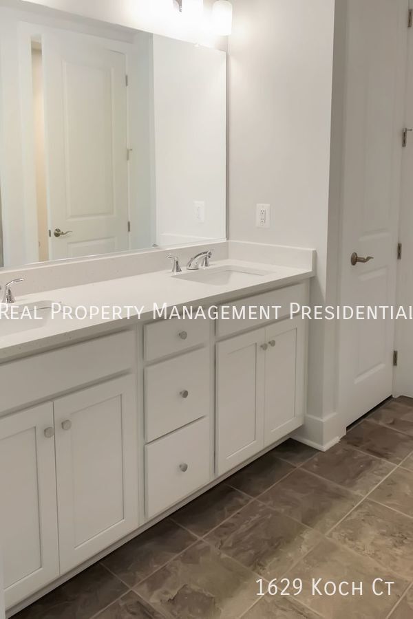 Building Photo - 1629 Koch Ct