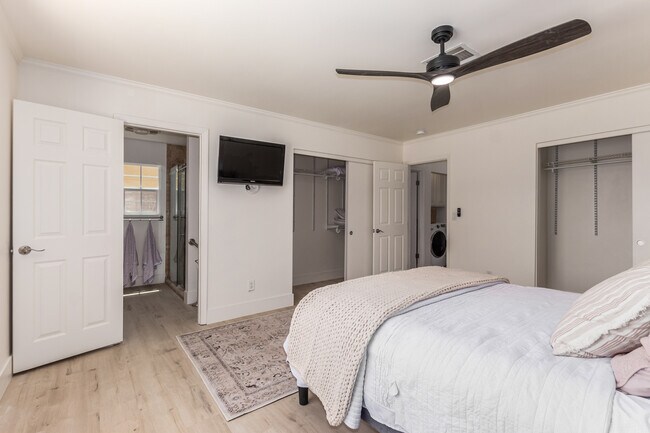 Building Photo - 15433 N 63rd St