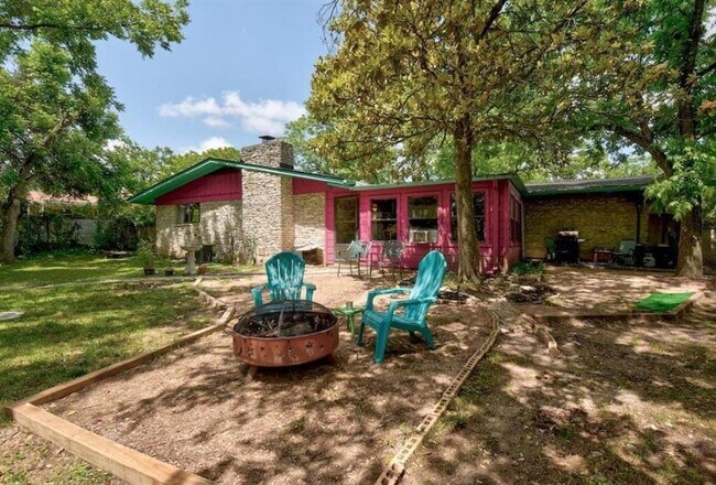 Building Photo - 11403 Indianhead Dr