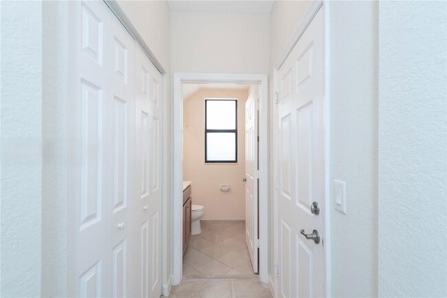 Building Photo - Northwest 88th Lane, Doral, FL 33178 - 4 BR 3.5 BA single-family home