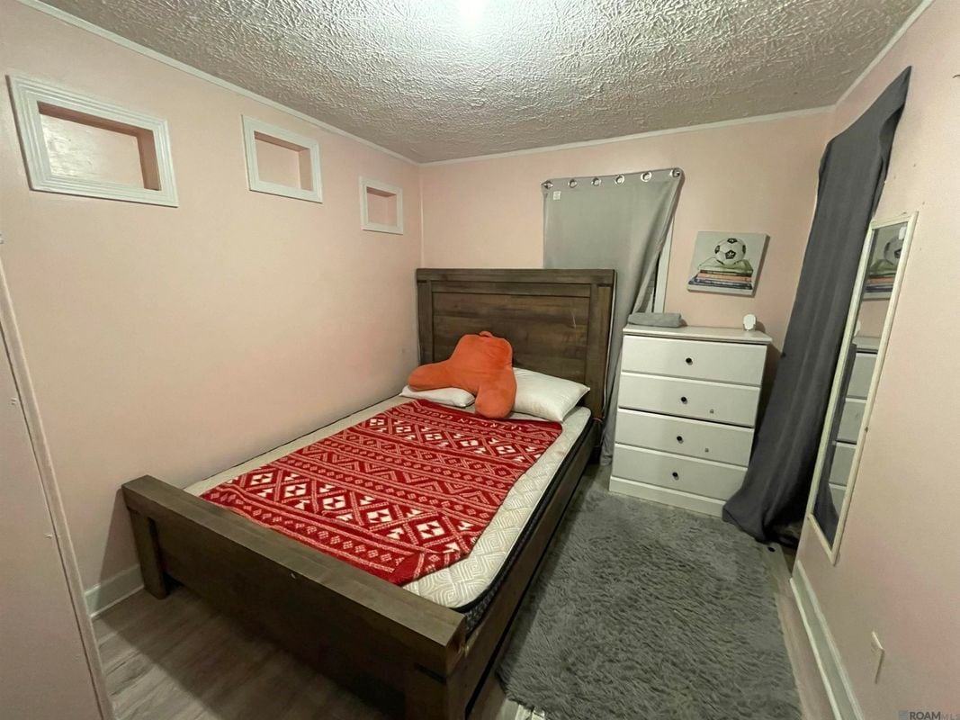 Building Photo - 3 Concord Loop