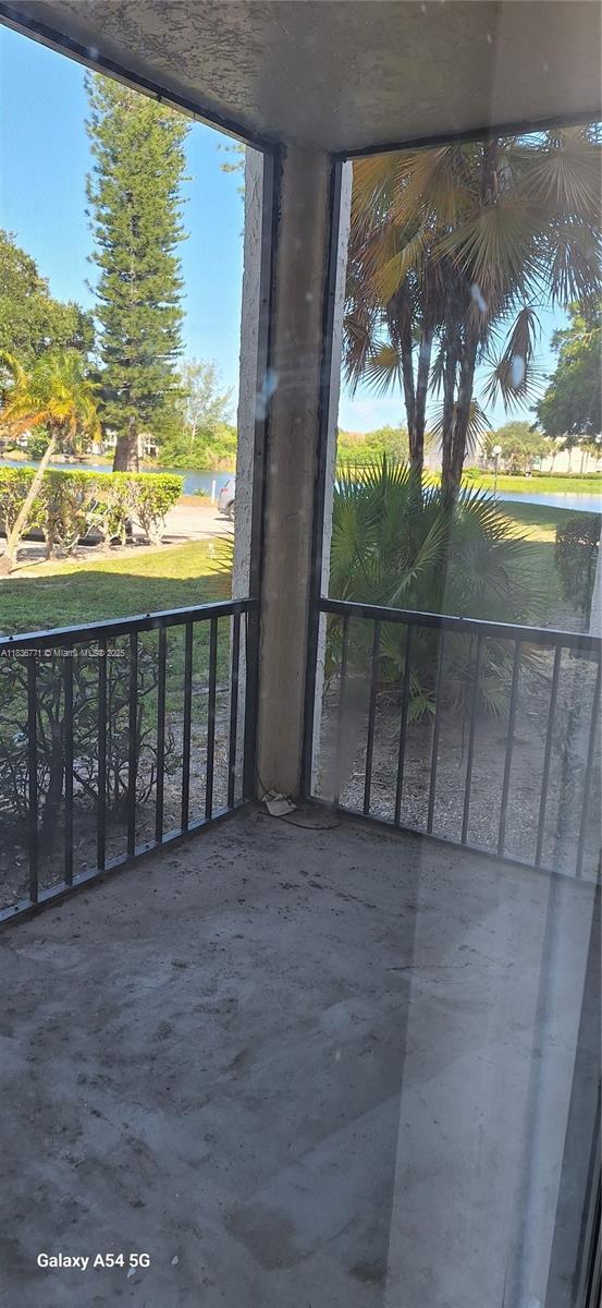 Building Photo - 3300 Spanish Moss Terrace