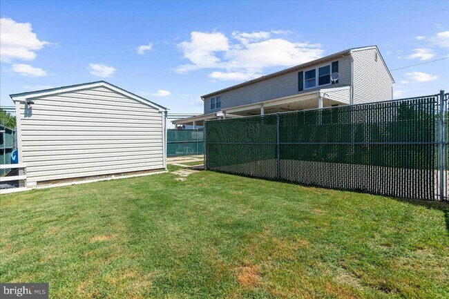 Building Photo - 1268 Delbert Ave