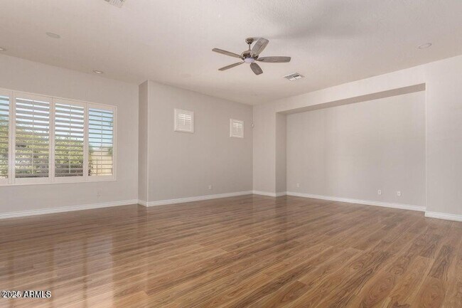 Building Photo - 1842 E Kaibab Dr