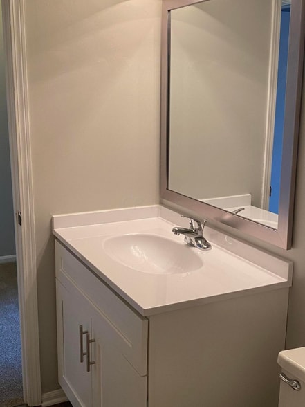 Building Photo - 7755 Hansgrove Ct