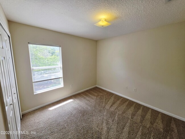 Building Photo - 9505 Armelle Way