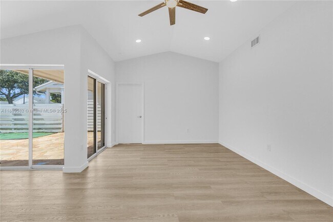 Building Photo - 13737 SW 147th Cir Ln