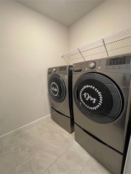 Building Photo - 30555 Thunderbird Dr