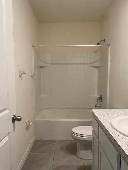 2nd Bathroom - 3525 Marigold Patch Ct