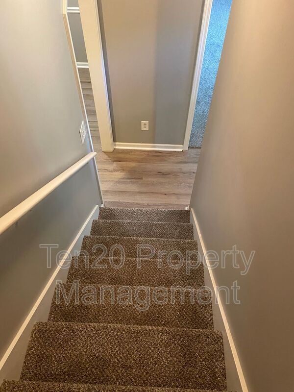 Building Photo - 5015 Hidden Hills Ct