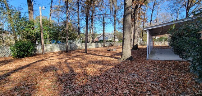 Building Photo - 1702 Wandering Way