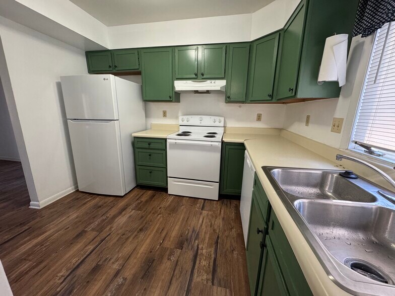 Building Photo - 334 Shenandoah Cir