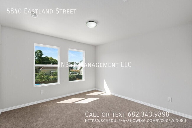 Building Photo - 5840 Eastland St