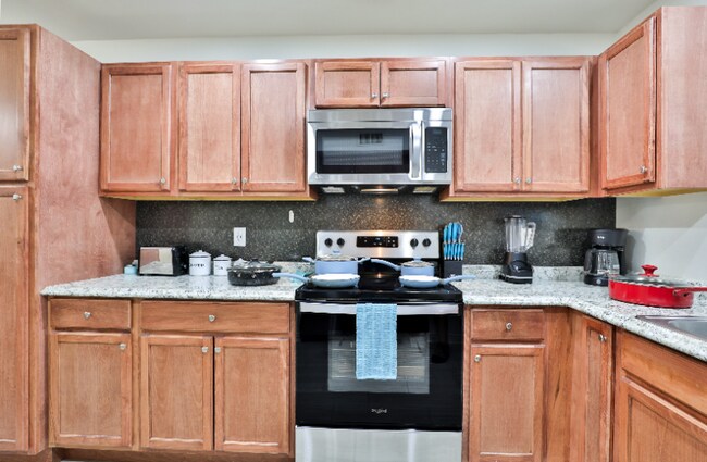 Building Photo - 531 W Del Campo Ave