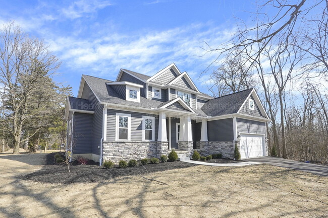 Building Photo - 7570 Dublin Rd