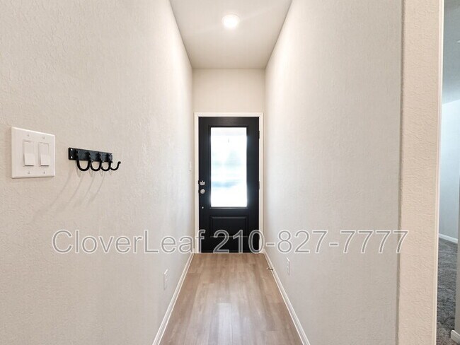 Building Photo - 7939 Dovers Den