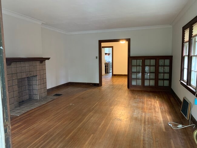 Building Photo - 125 Clinton Heights Ave