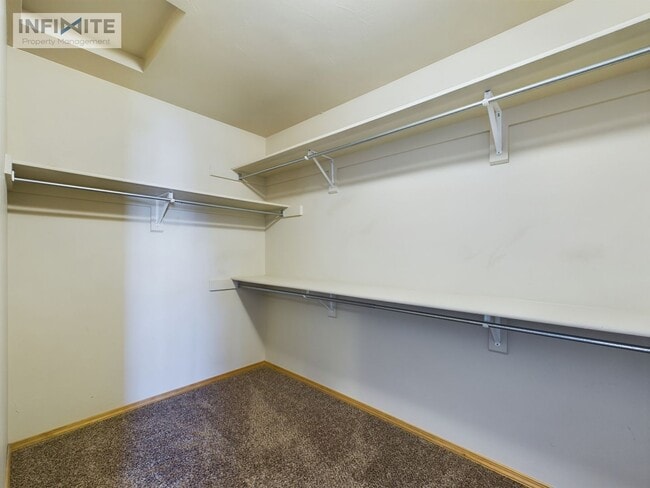 Building Photo - 3 Bedroom, 2.5 Bath Condo in Belgrade, MT!