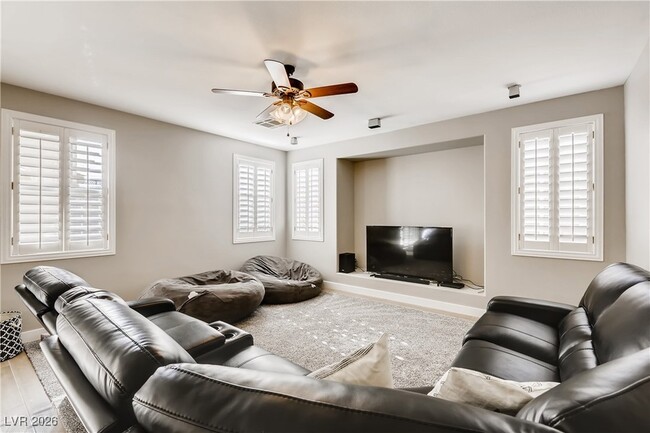 Building Photo - 261 Lenape Heights Ave