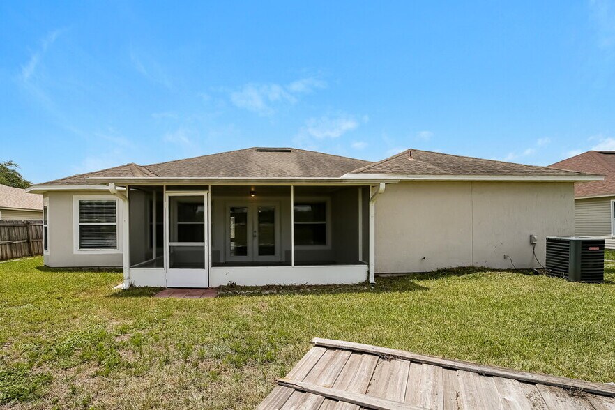 Building Photo - 3017 Captiva Bluff Rd N