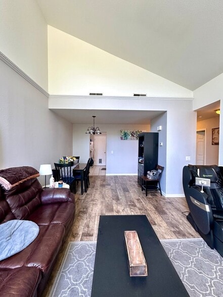 Building Photo - 62 Millpond Dr