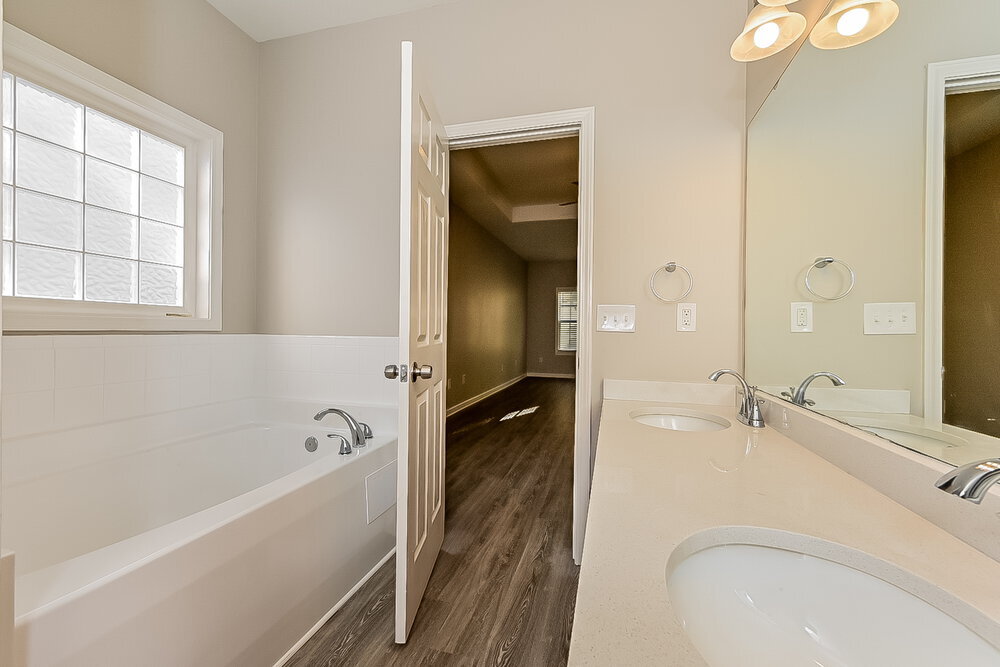Building Photo - 512 Anglewood Trace