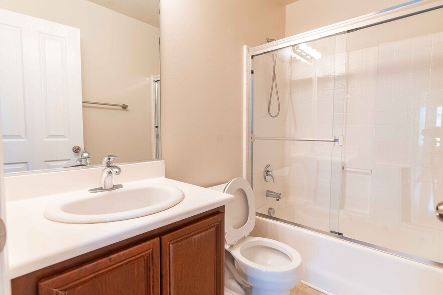 Building Photo - 4120 Paredo Way