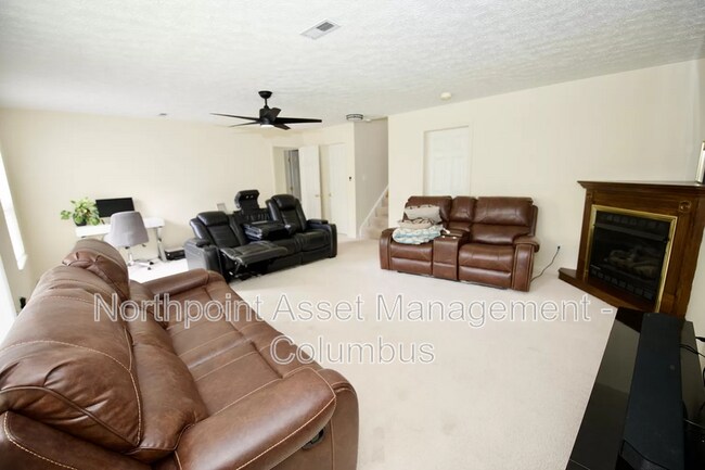 Building Photo - 2568 Greenlefe Dr