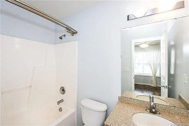 Building Photo - 1115 Ilana Ct