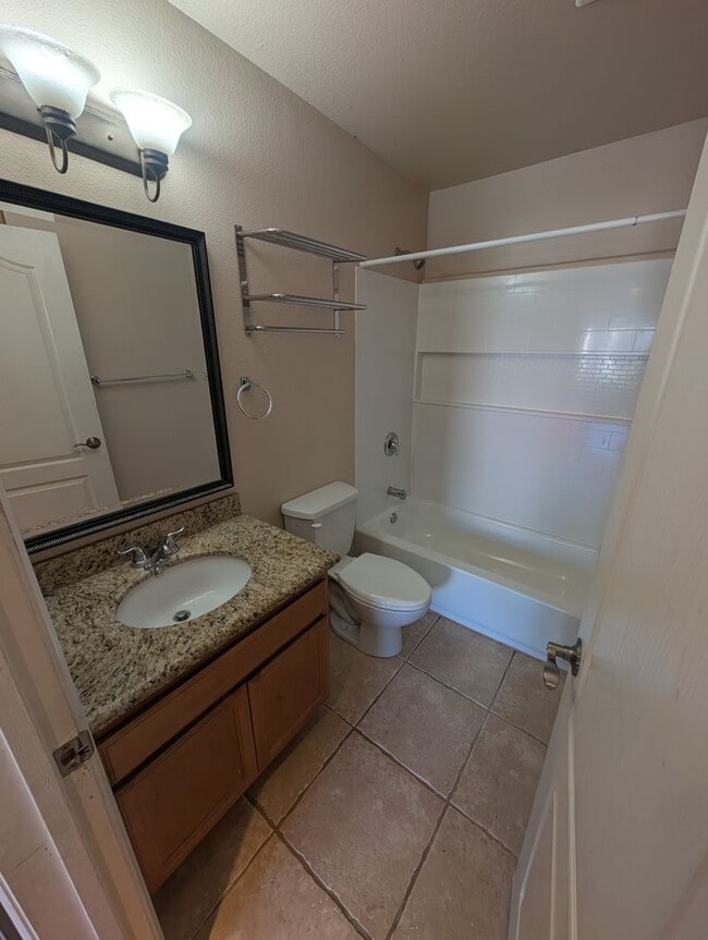 Building Photo - Upgraded UTC Condo in Quiet, Serene Setting